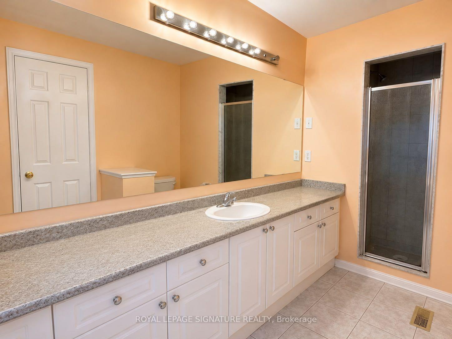 Photo 18 of Unit Upper, 10 Bonavista Drive, Brampton, Credit Valley — HOMEH