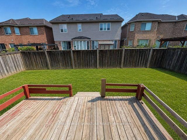Photo 19 of Unit Upper, 10 Bonavista Drive, Brampton, Credit Valley — HOMEH
