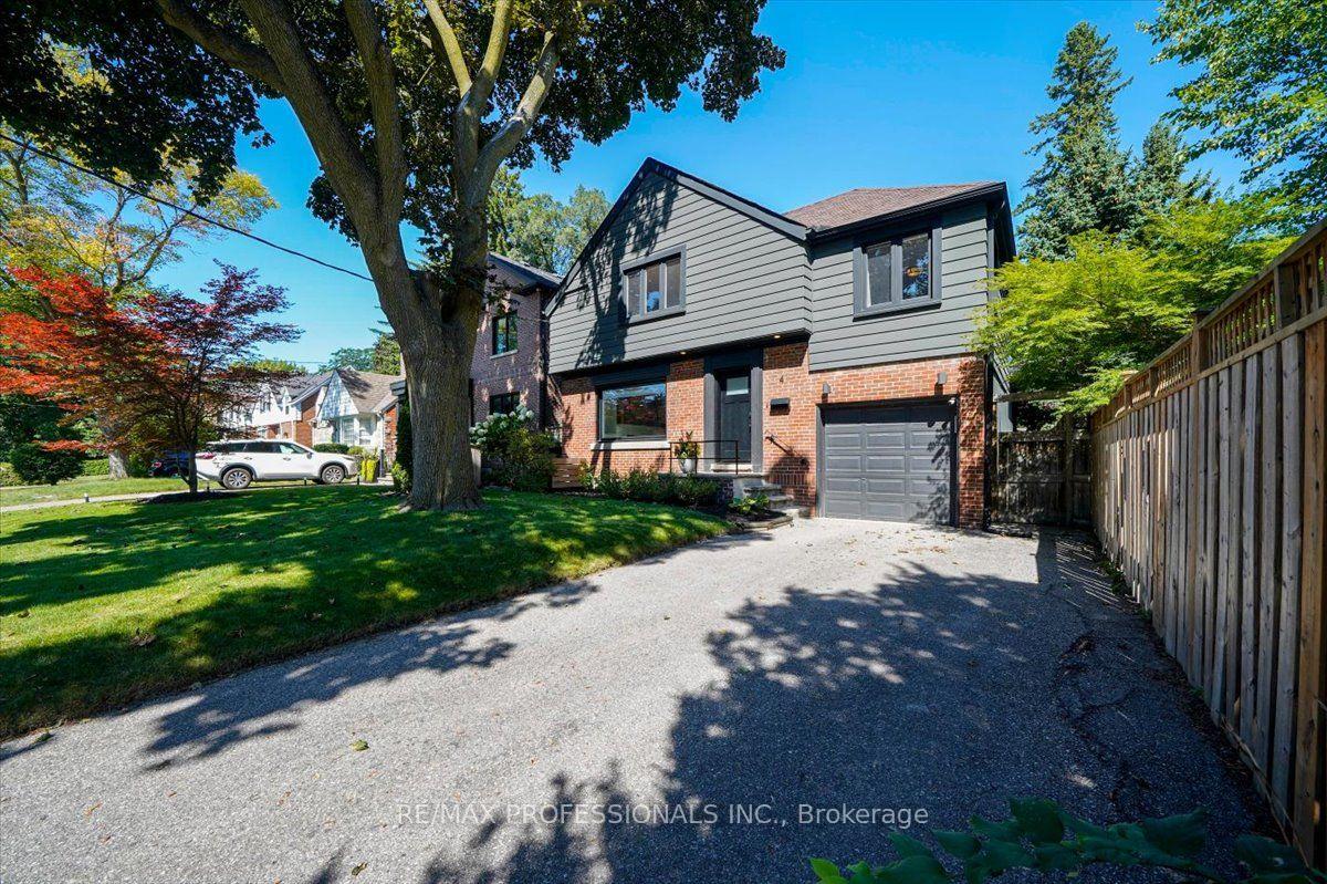 Photo 3 of 4 Winston Grove, Etobicoke, Stonegate-Queensway — HOMEH