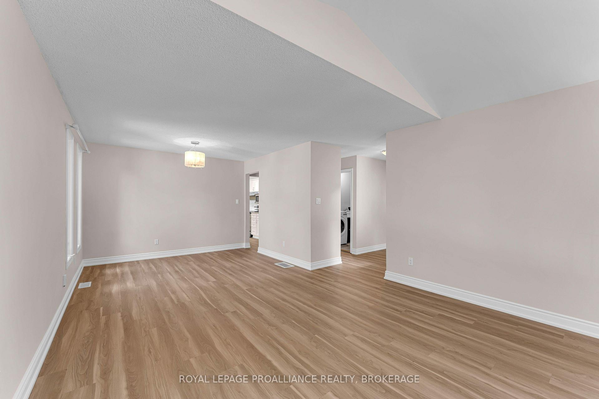 Photo 12 of 542 Davis Drive, Kingston, East Gardiners Rd — HOMEH