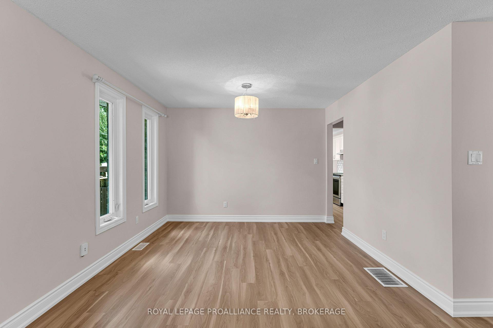 Photo 14 of 542 Davis Drive, Kingston, East Gardiners Rd — HOMEH