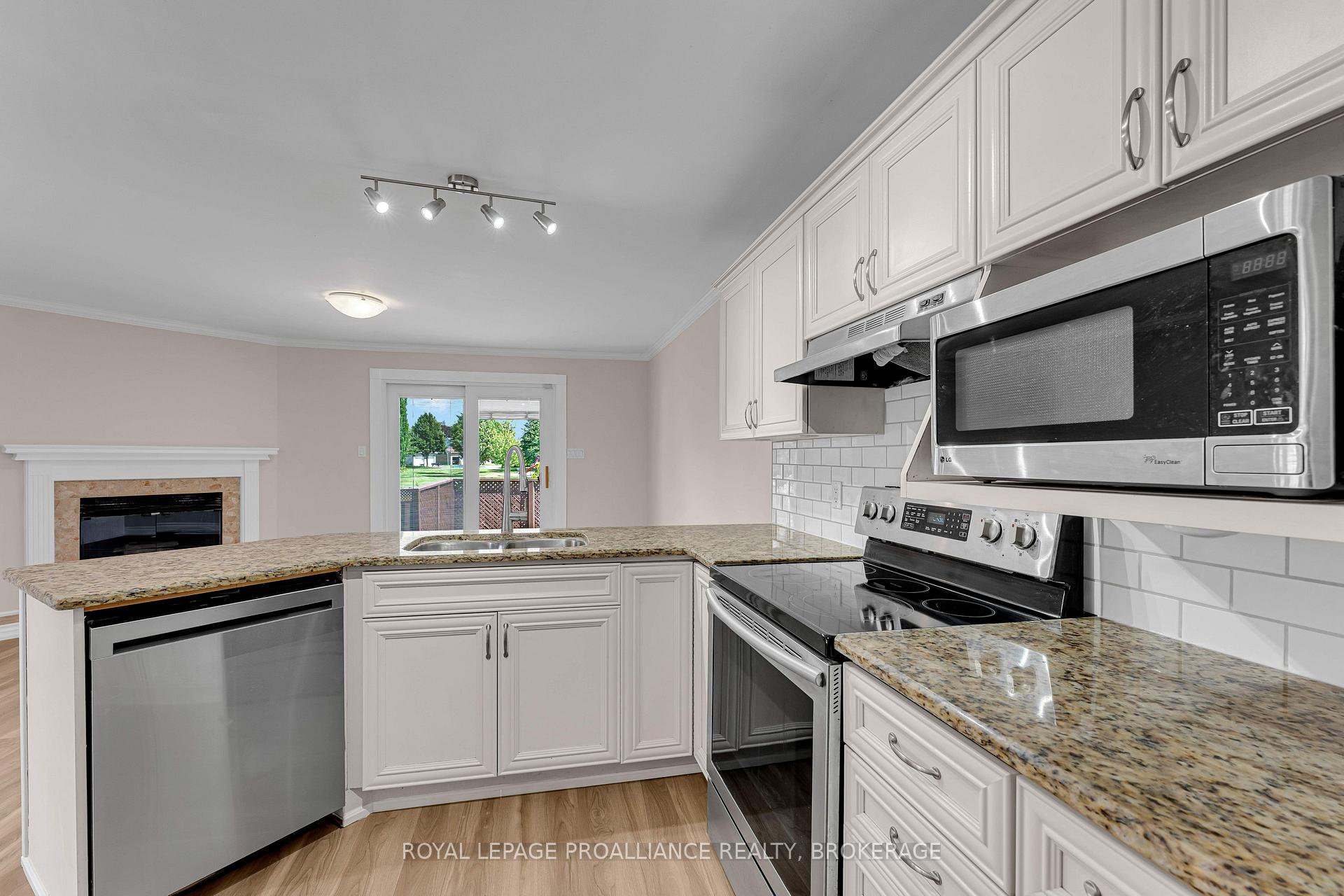 Photo 17 of 542 Davis Drive, Kingston, East Gardiners Rd — HOMEH