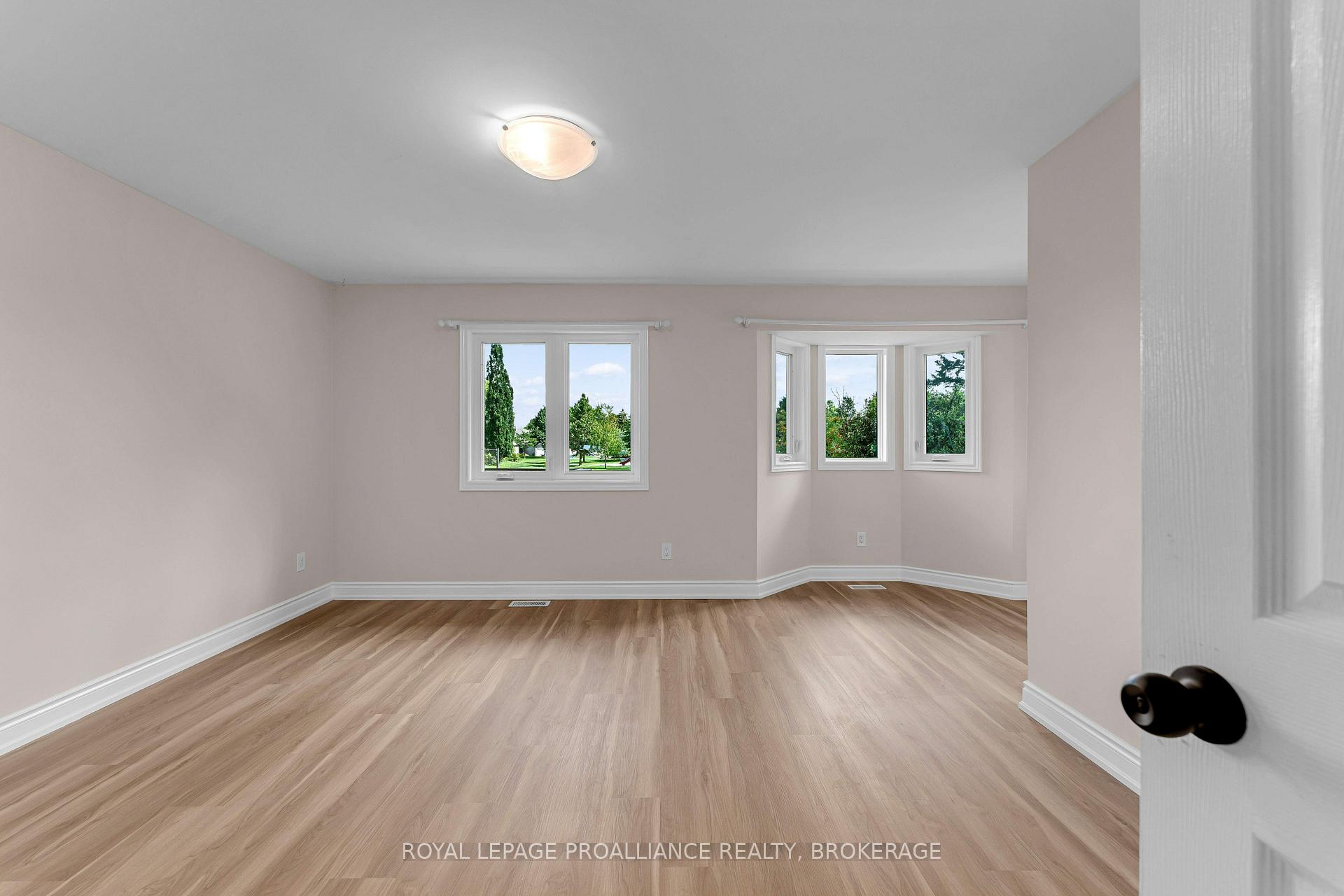 Photo 28 of 542 Davis Drive, Kingston, East Gardiners Rd — HOMEH