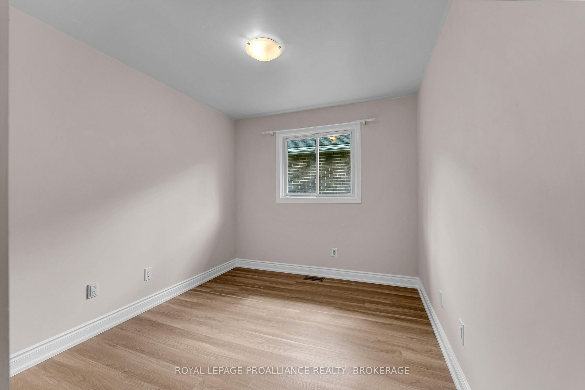 Photo 36 of 542 Davis Drive, Kingston, East Gardiners Rd — HOMEH