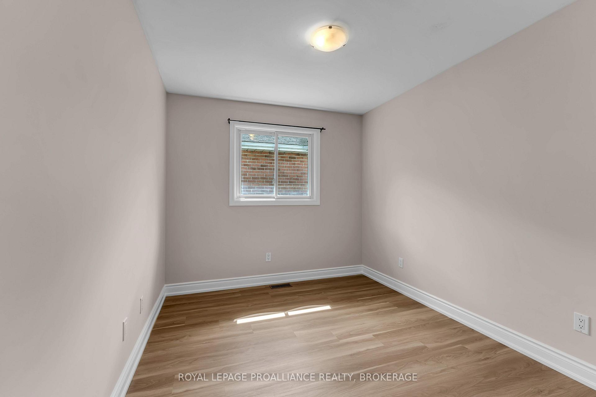 Photo 38 of 542 Davis Drive, Kingston, East Gardiners Rd — HOMEH