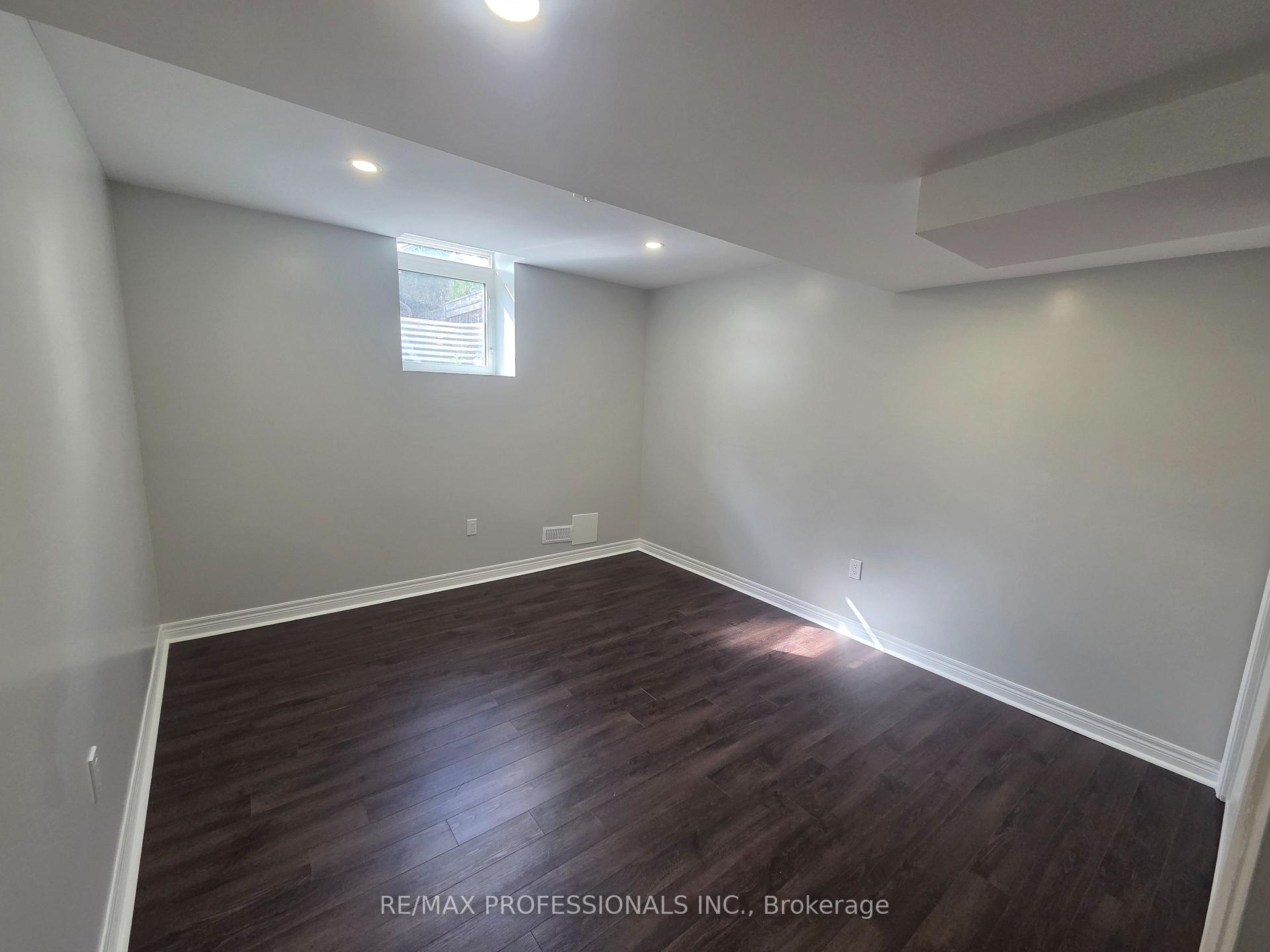 Photo 7 of Unit BSMT, 7 Fallgate Drive, Brampton, Credit Valley — HOMEH
