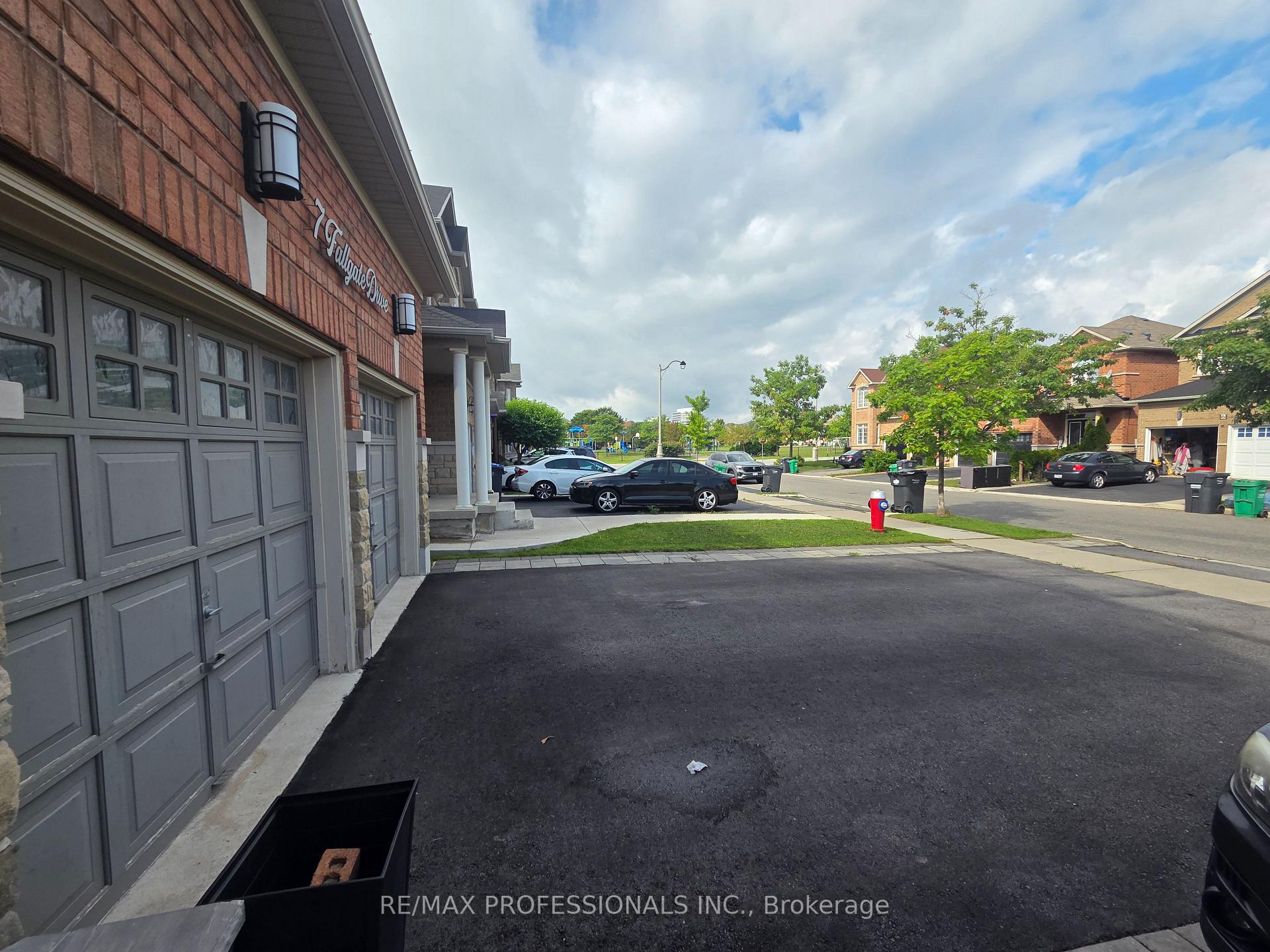 Photo 15 of Unit BSMT, 7 Fallgate Drive, Brampton, Credit Valley — HOMEH
