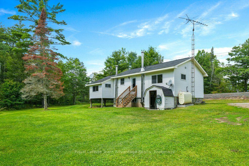 Photo 2 of 138 599 Highway, Carling — HOMEH