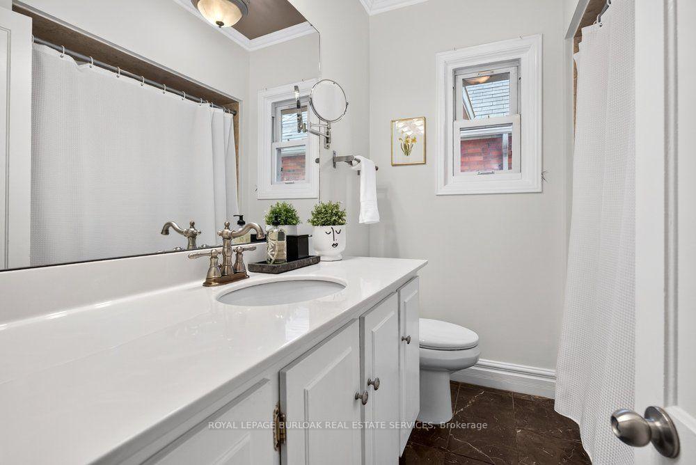 Photo 30 of 16 Bruce Street, Hamilton, Durand — HOMEH