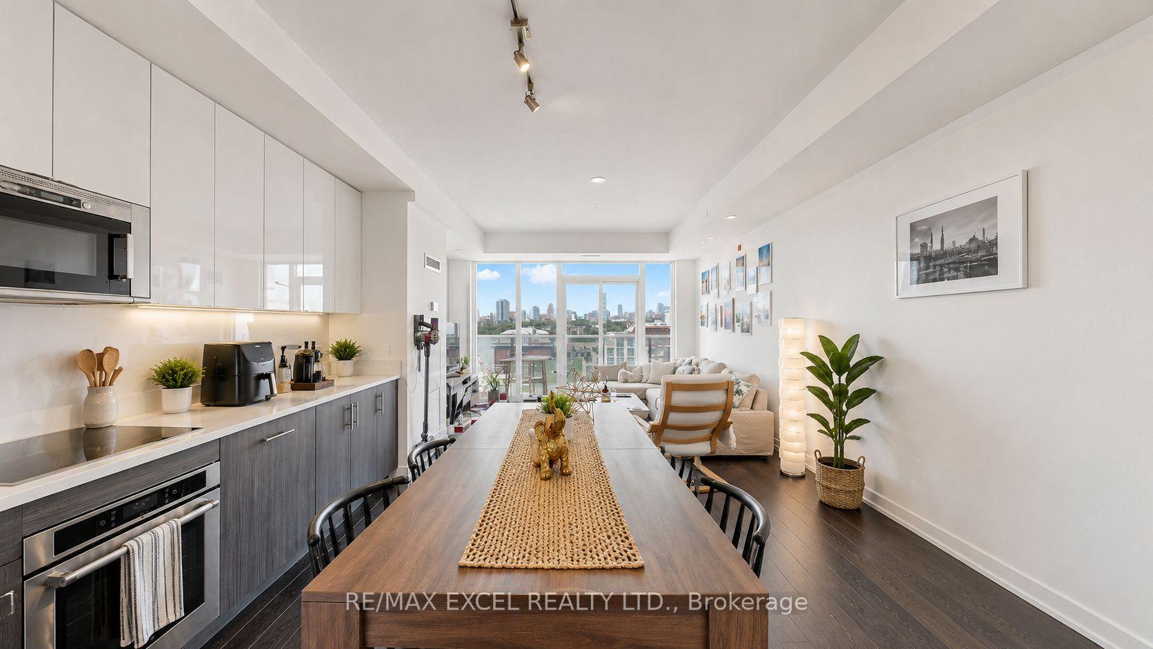 Photo 6 of Unit 1010, 330 Richmond Street W, Toronto, Waterfront Communities — HOMEH