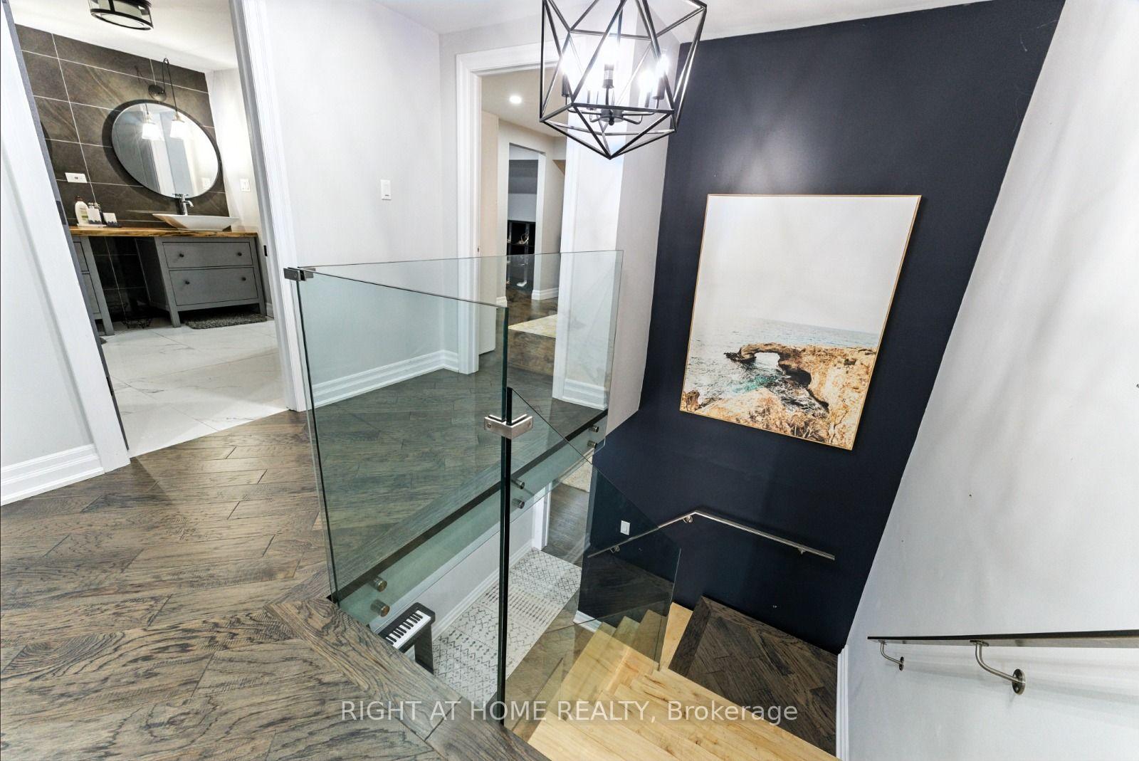 Photo 24 of 65 Sunvale Place W, Hamilton, Lakeshore — HOMEH