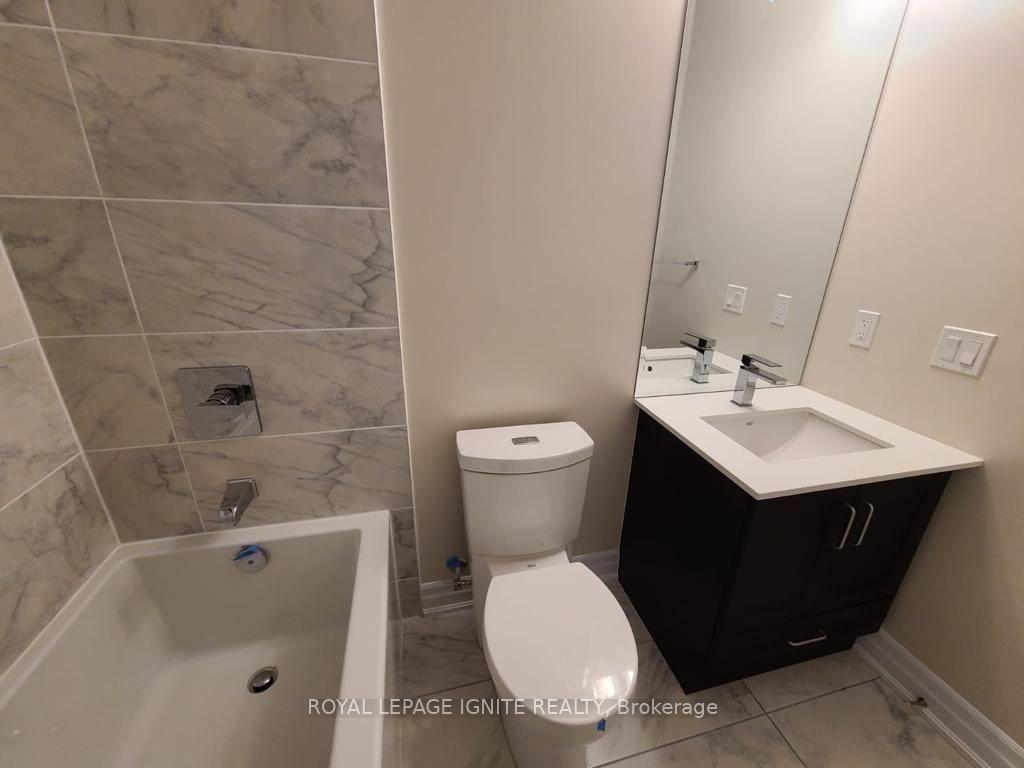 Photo 9 of Unit 1211, 9085 Jane Street, Vaughan, Concord — HOMEH
