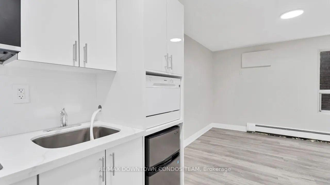 Photo 11 of Unit 101, 7 Thornburn Avenue, Toronto, South Parkdale — HOMEH