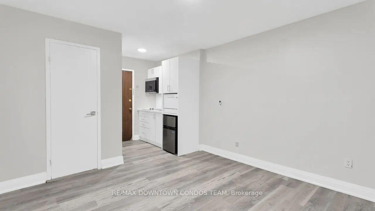 Photo 14 of Unit 101, 7 Thornburn Avenue, Toronto, South Parkdale — HOMEH
