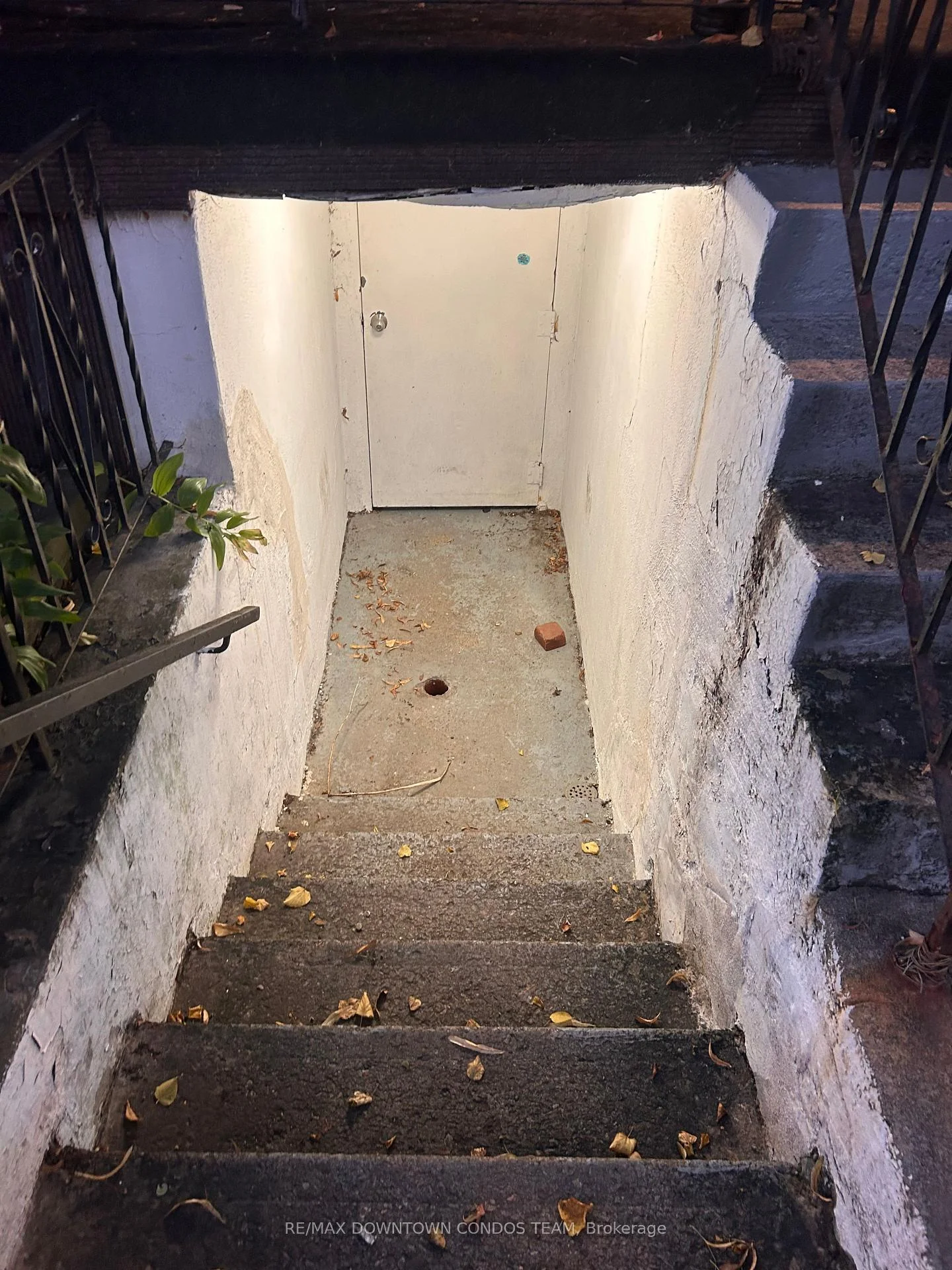 Photo 30 of Unit 101, 7 Thornburn Avenue, Toronto, South Parkdale — HOMEH