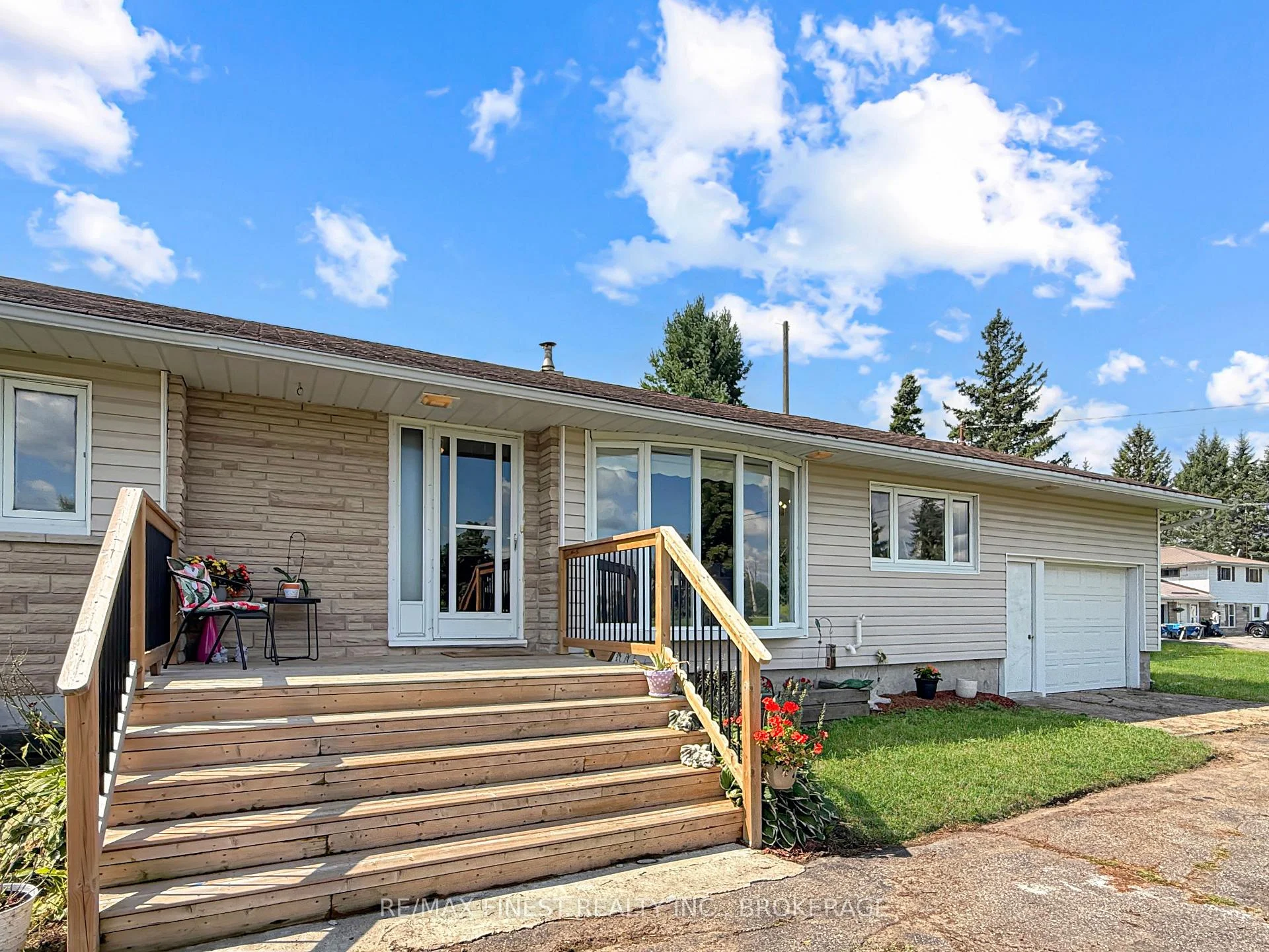 Photo 5 of 9859 County Rd 42, Westport, Westport — HOMEH