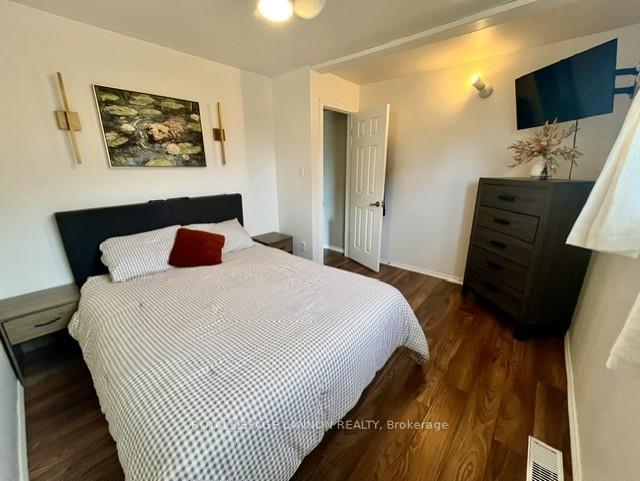 Photo 10 of 93 Windemer Avenue N, Thunder Bay, College Heights — HOMEH