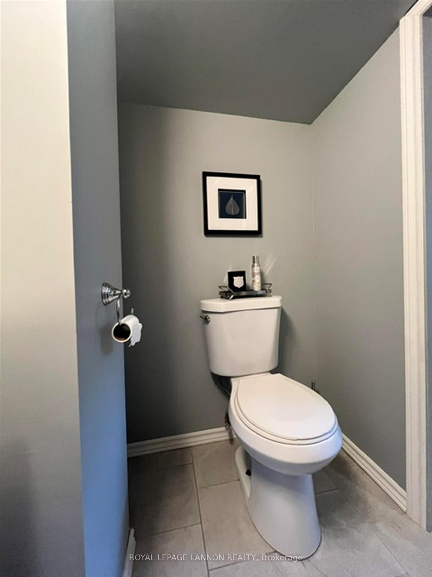 Photo 14 of 93 Windemer Avenue N, Thunder Bay, College Heights — HOMEH