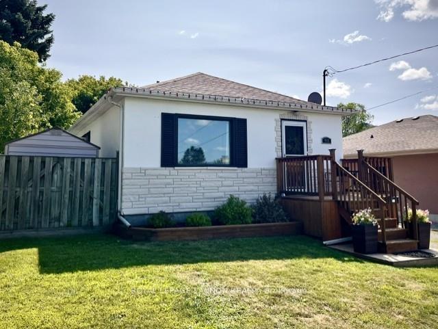 Photo 28 of 93 Windemer Avenue N, Thunder Bay, College Heights — HOMEH