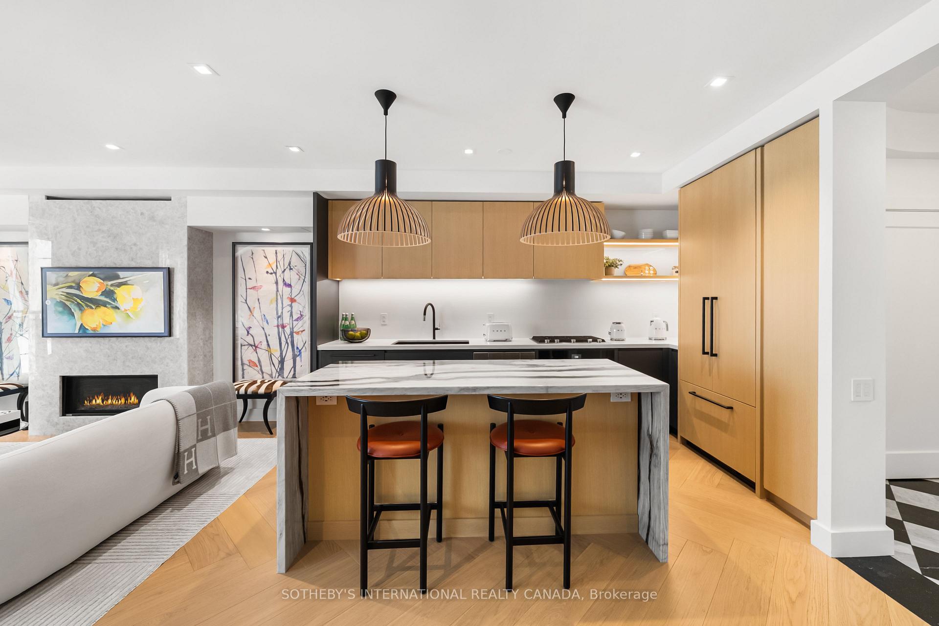 Photo 1 of Unit 716, 20 Scrivener Square, Toronto, Rosedale-Moore Park — HOMEH