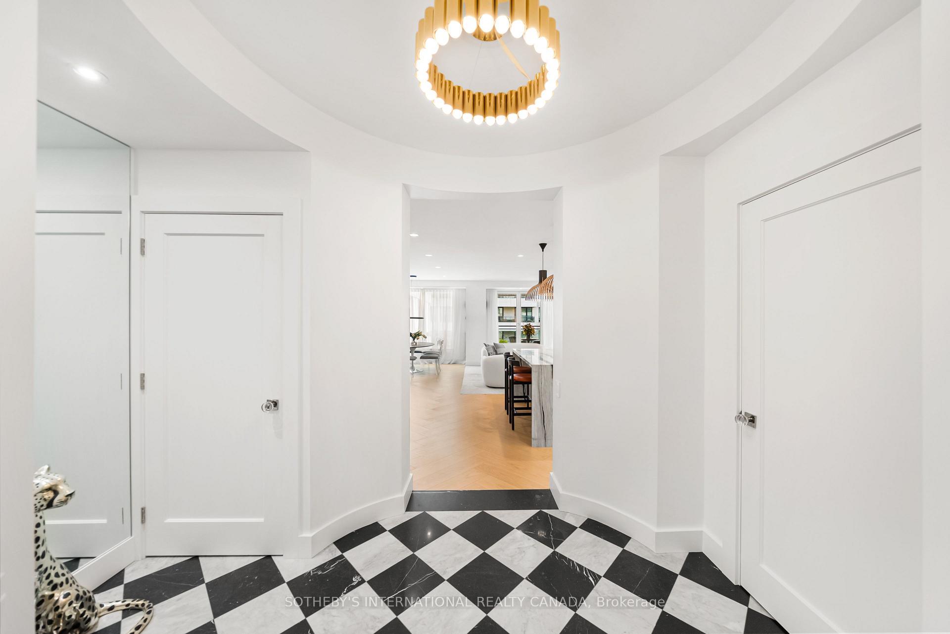 Photo 2 of Unit 716, 20 Scrivener Square, Toronto, Rosedale-Moore Park — HOMEH