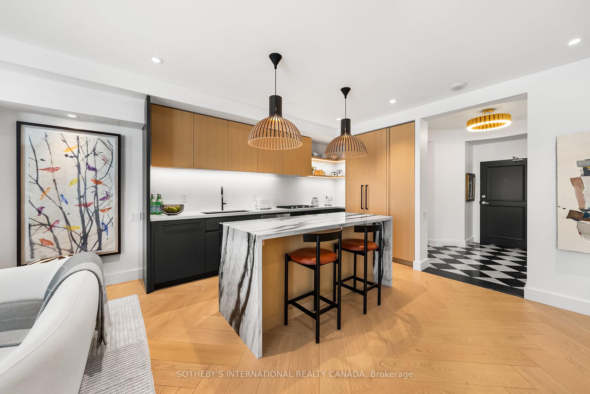 Photo 8 of Unit 716, 20 Scrivener Square, Toronto, Rosedale-Moore Park — HOMEH