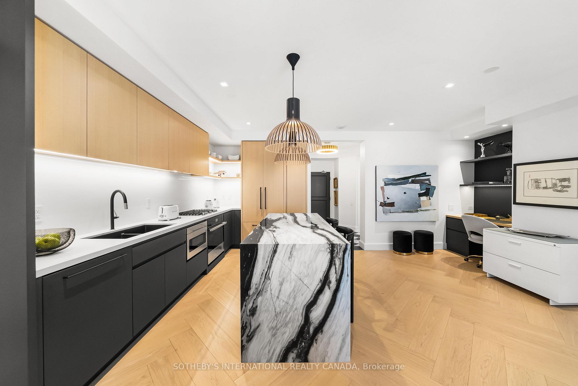 Photo 21 of Unit 716, 20 Scrivener Square, Toronto, Rosedale-Moore Park — HOMEH