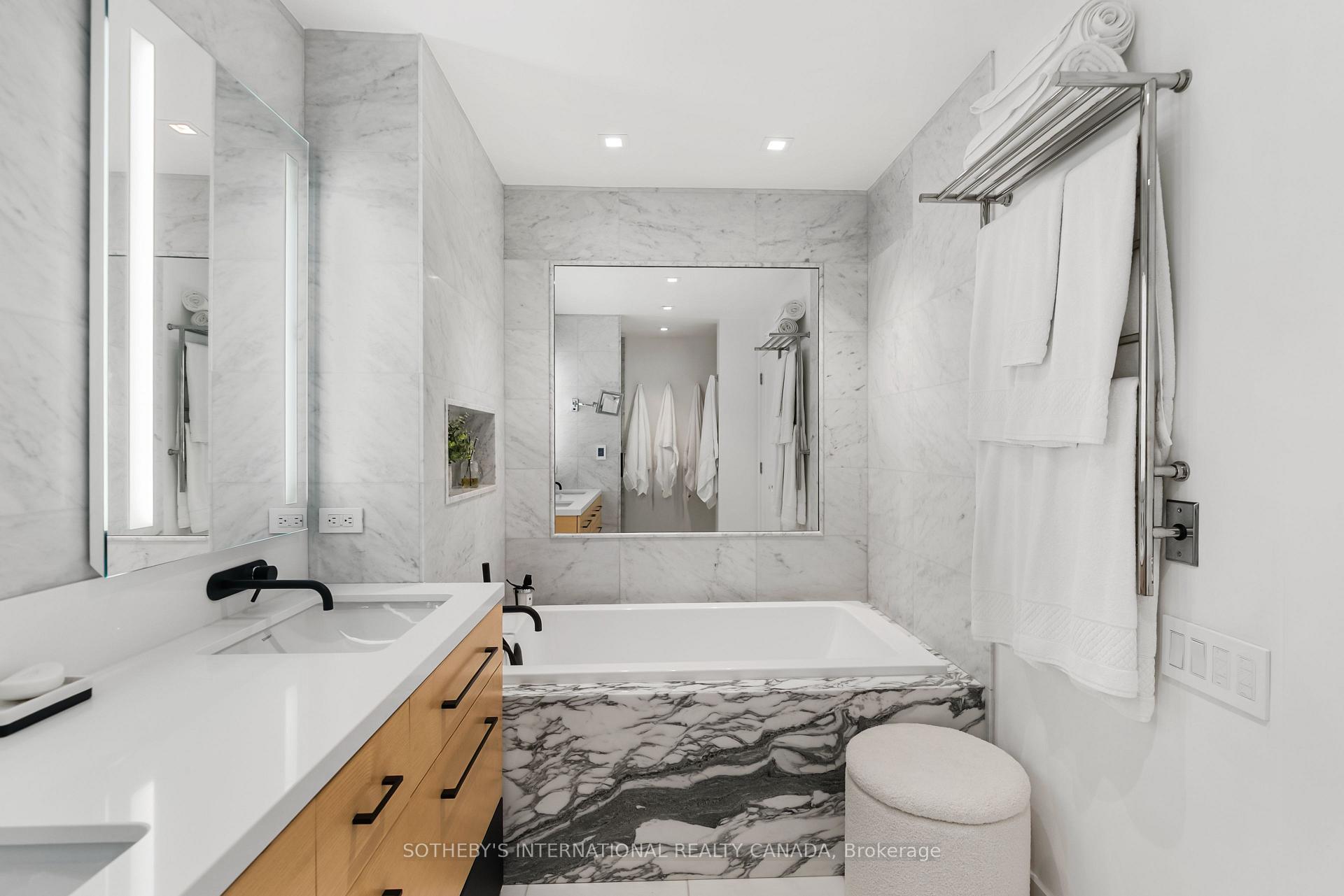 Photo 30 of Unit 716, 20 Scrivener Square, Toronto, Rosedale-Moore Park — HOMEH