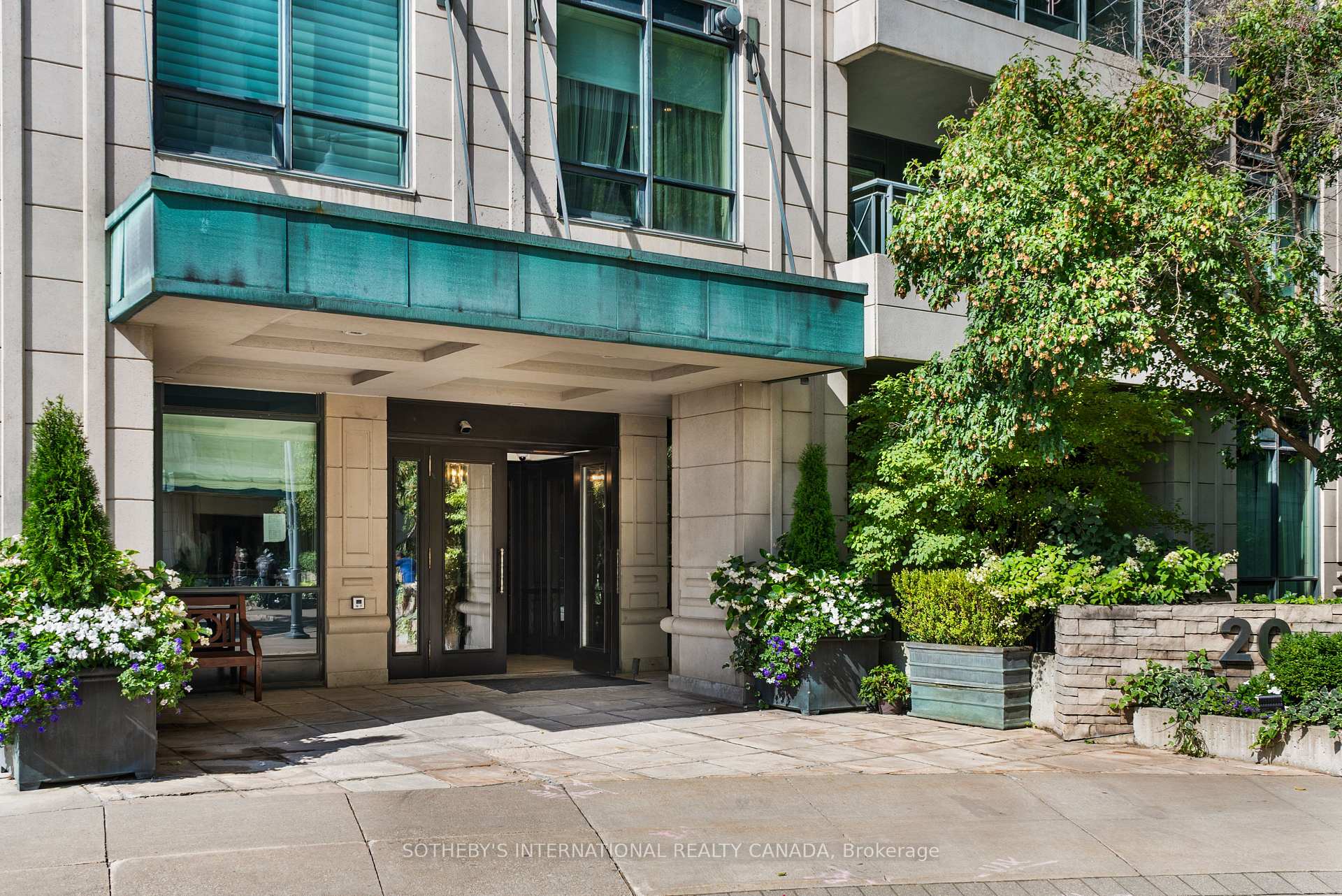 Photo 36 of Unit 716, 20 Scrivener Square, Toronto, Rosedale-Moore Park — HOMEH
