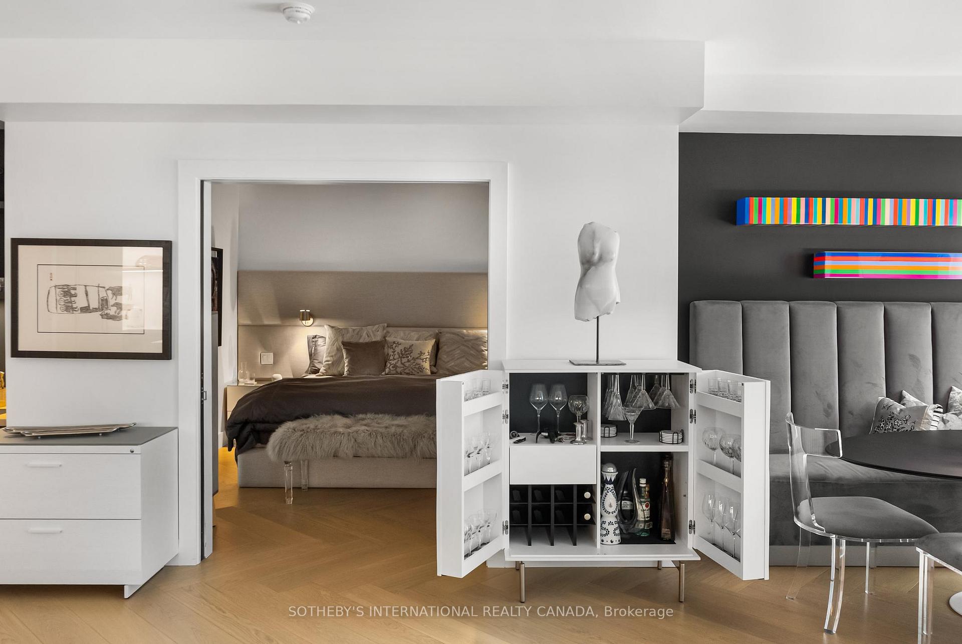 Photo 26 of Unit 716, 20 Scrivener Square, Toronto, Rosedale-Moore Park — HOMEH