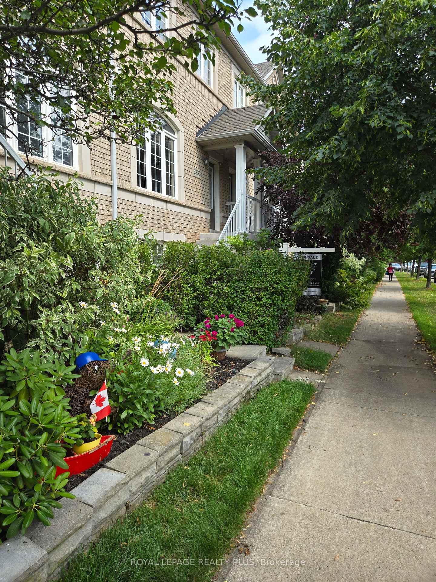 Photo 38 of 2333 Sutton Drive, Burlington, Orchard — HOMEH