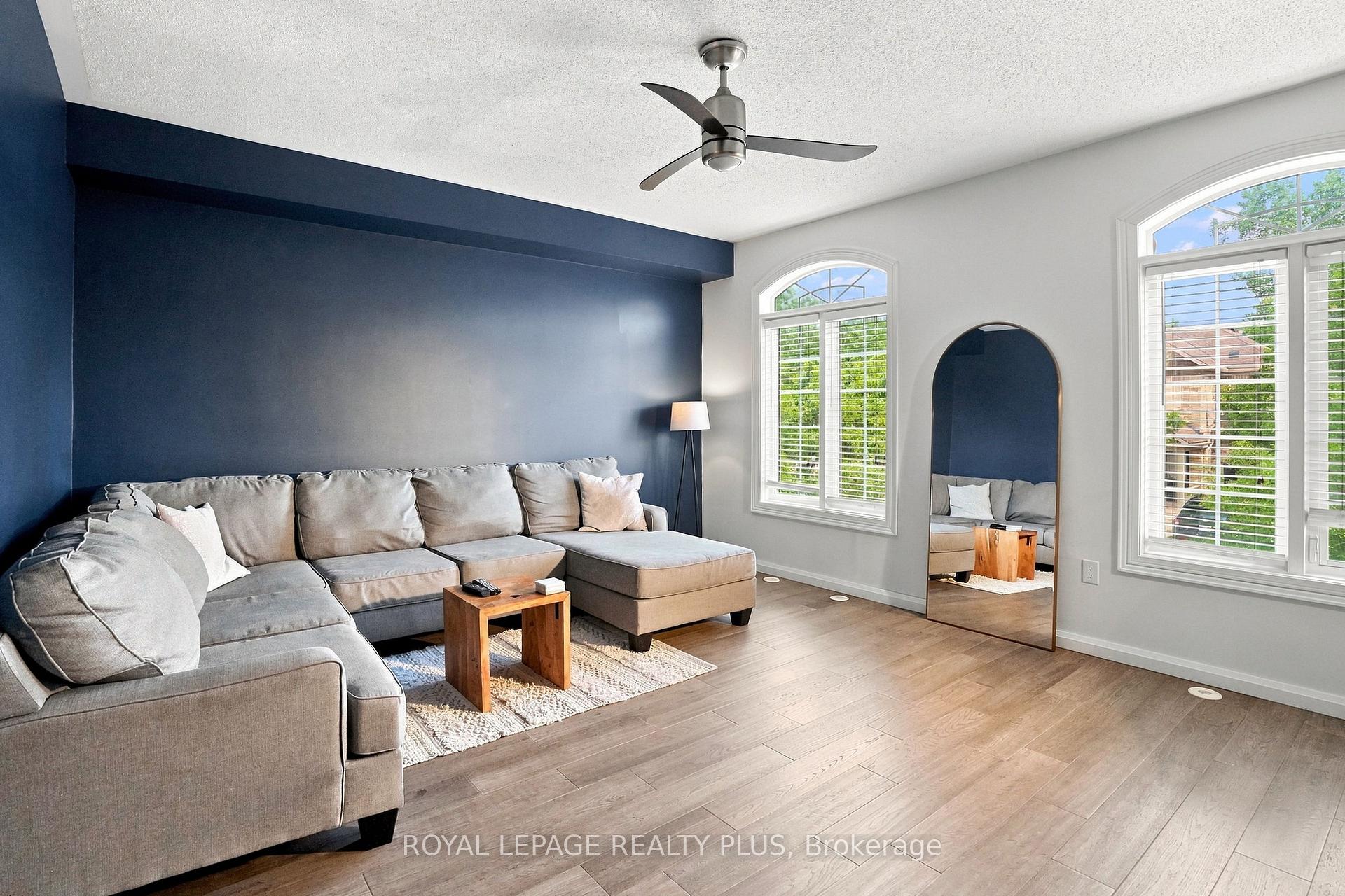Photo 11 of 2333 Sutton Drive, Burlington, Orchard — HOMEH