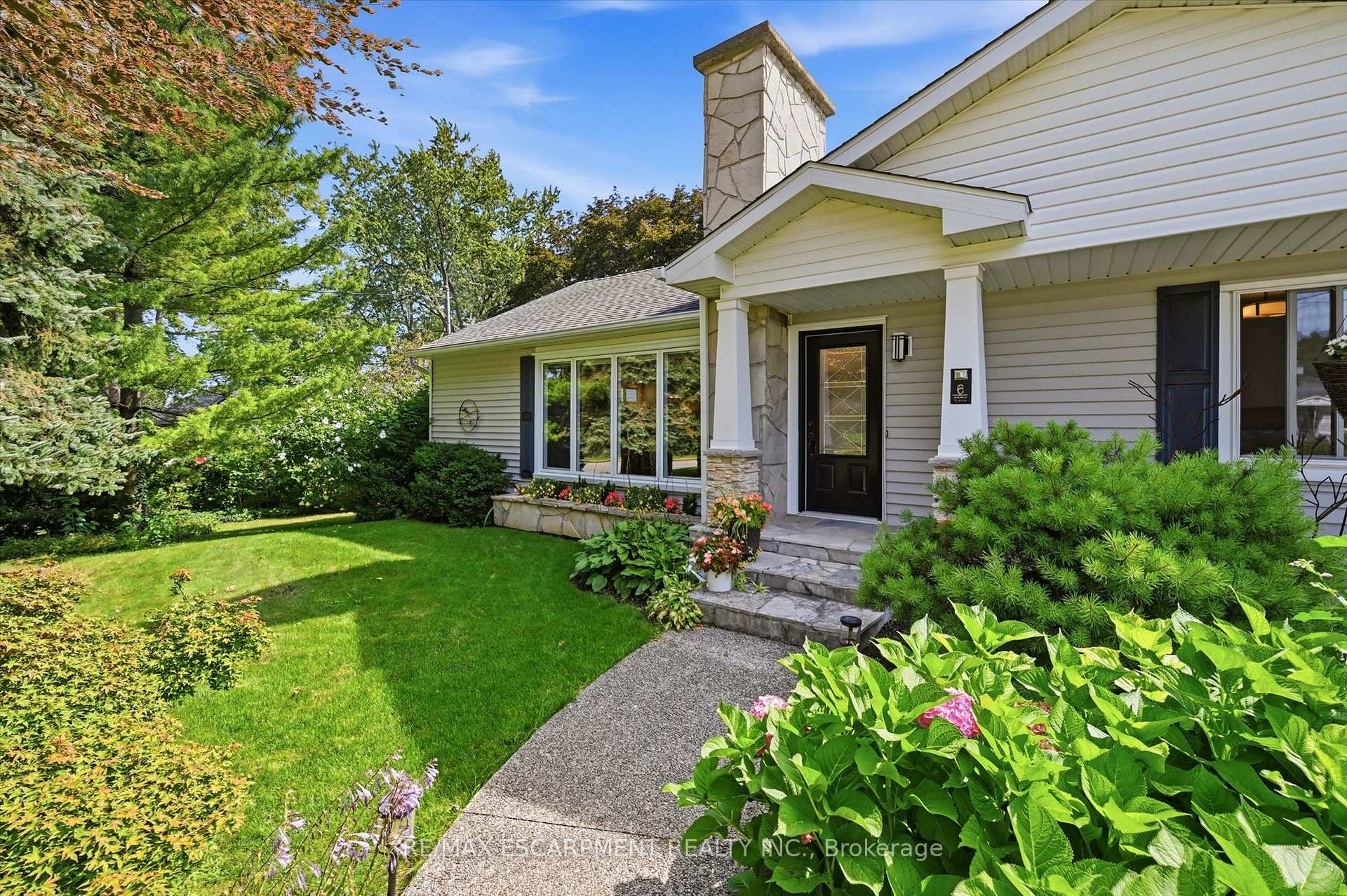 Photo 4 of 6 Kerman Avenue, Grimsby, Grimsby West — HOMEH