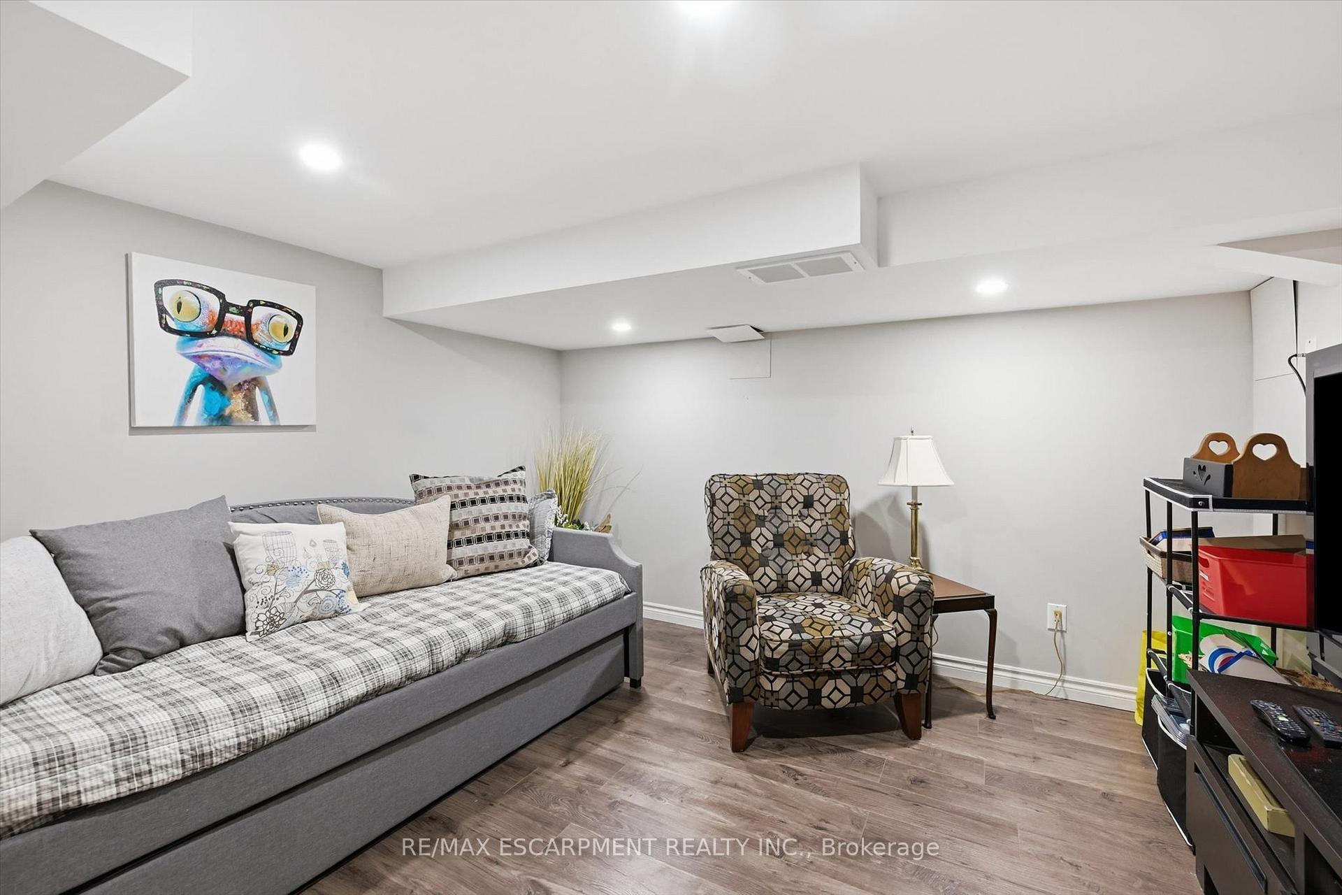 Photo 31 of 6 Kerman Avenue, Grimsby, Grimsby West — HOMEH
