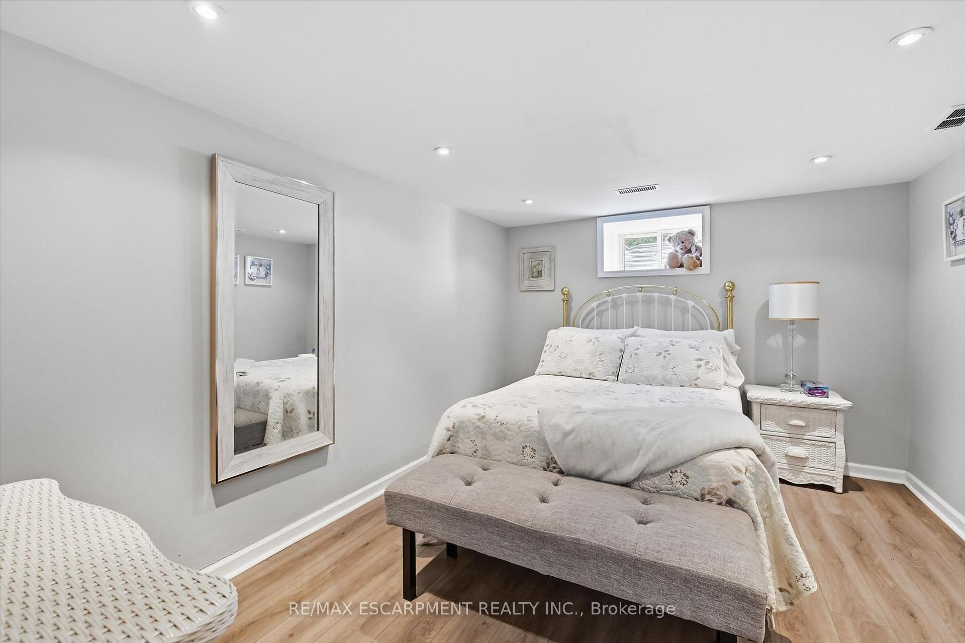 Photo 34 of 6 Kerman Avenue, Grimsby, Grimsby West — HOMEH