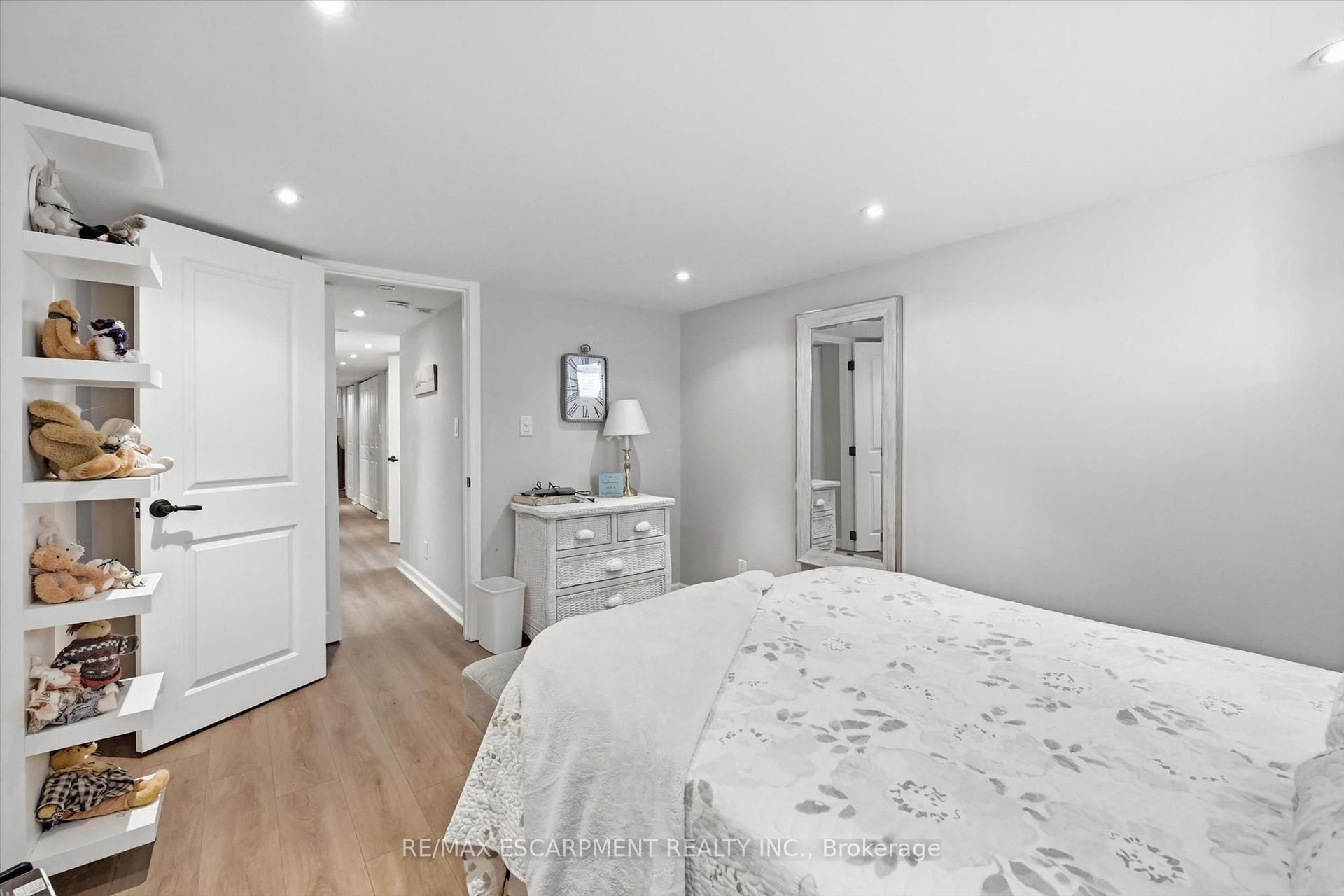 Photo 35 of 6 Kerman Avenue, Grimsby, Grimsby West — HOMEH