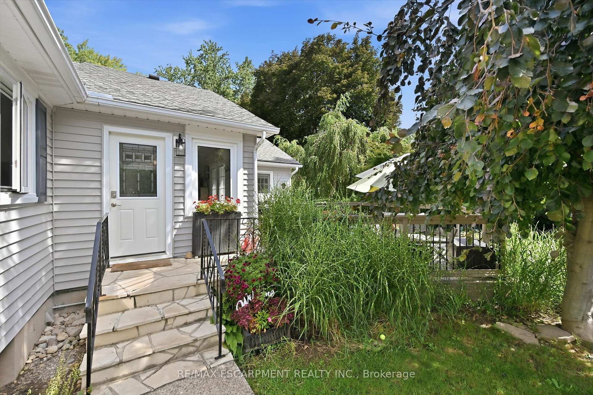 Photo 37 of 6 Kerman Avenue, Grimsby, Grimsby West — HOMEH