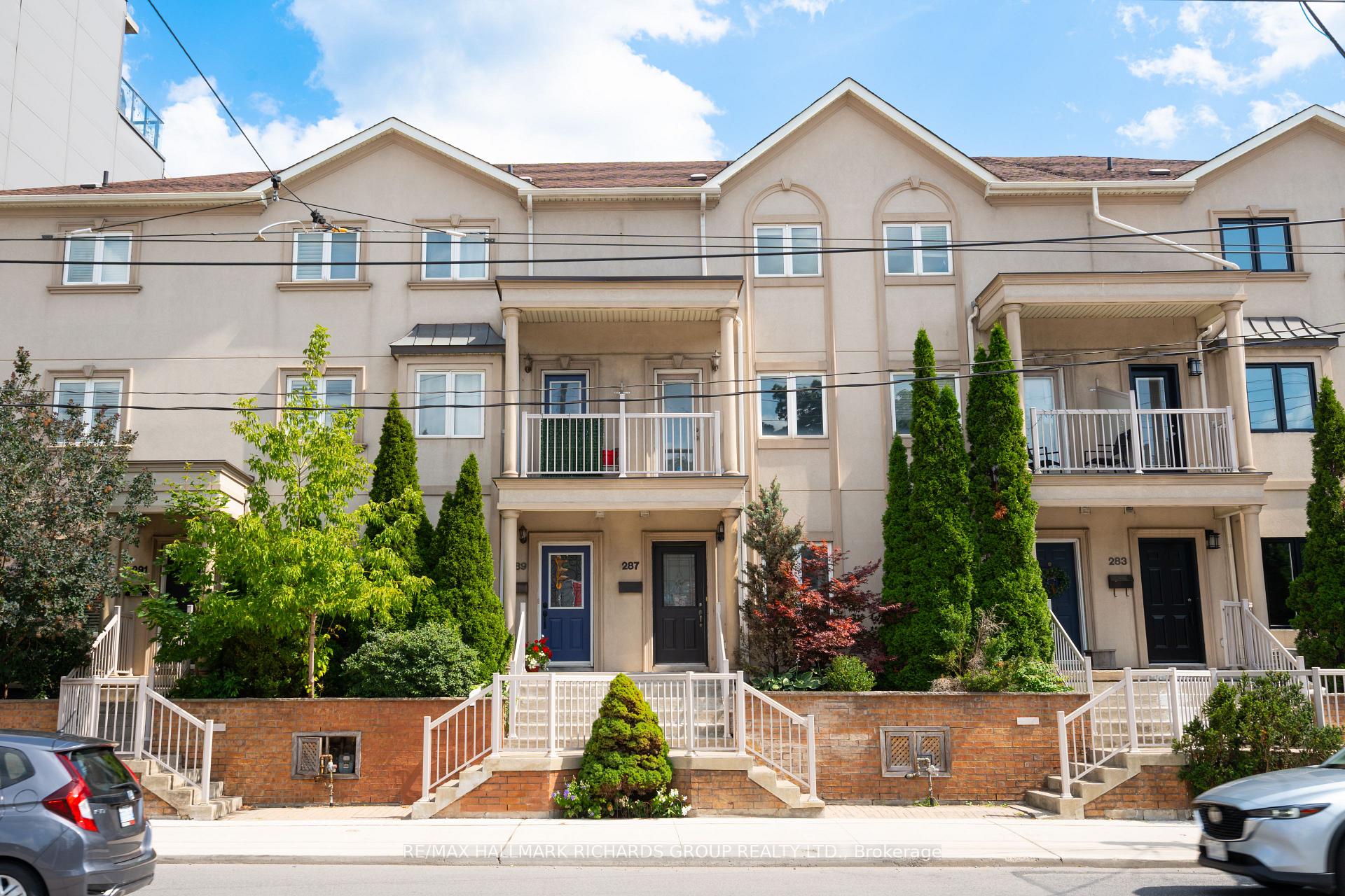 Front of 287 Kingston Road