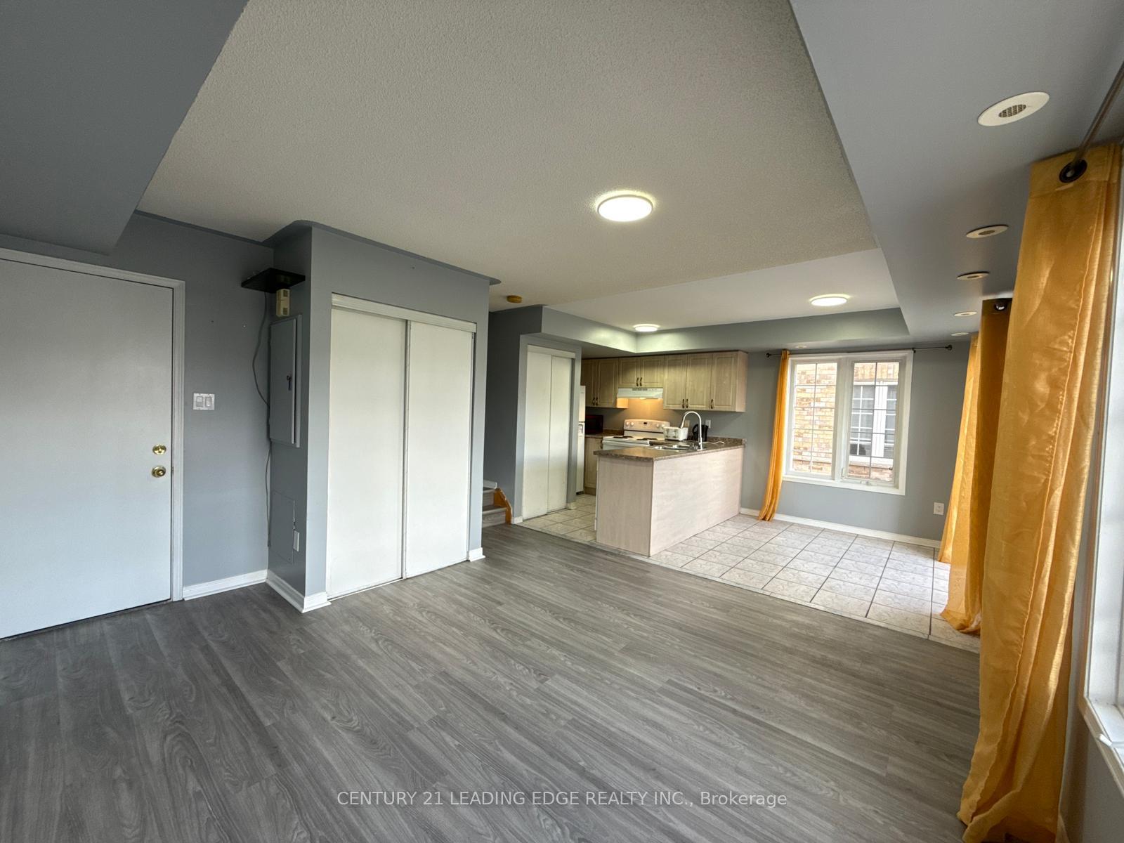 Photo 5 of Unit 115, 200 McLevin Avenue, Scarborough, Malvern — HOMEH