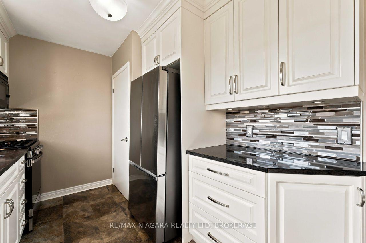 Photo 5 of 19 Hughes Avenue, Welland, Lincoln/Crowland — HOMEH