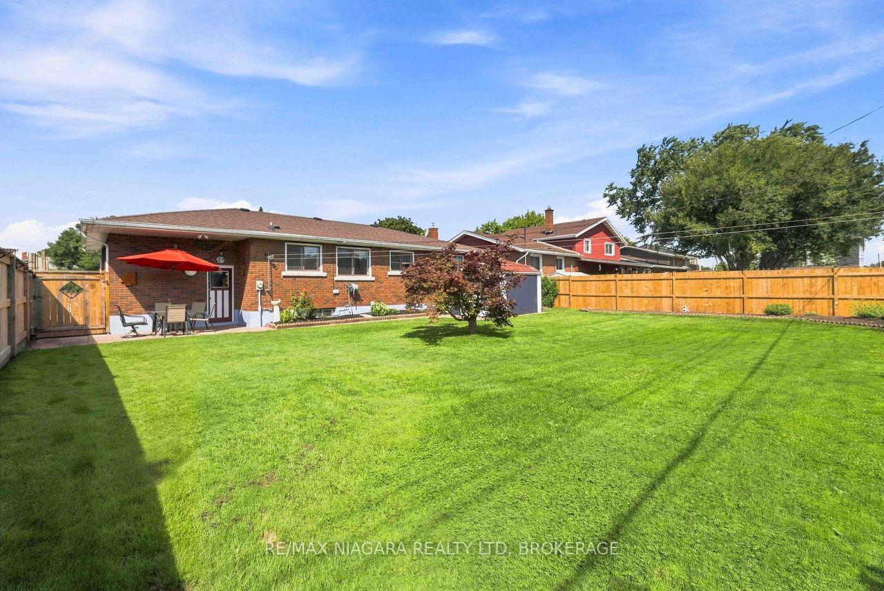 Photo 40 of 19 Hughes Avenue, Welland, Lincoln/Crowland — HOMEH