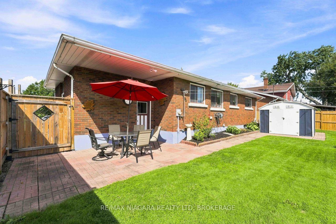 Photo 43 of 19 Hughes Avenue, Welland, Lincoln/Crowland — HOMEH