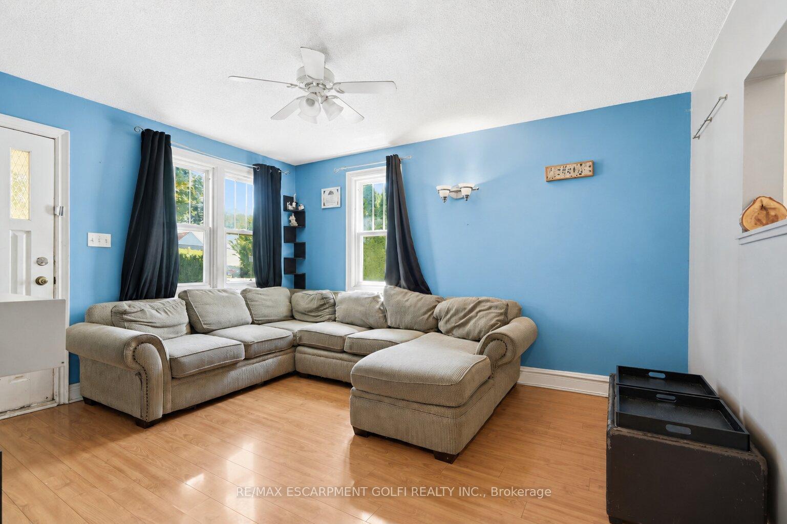 Photo 5 of 13 Prestwick Avenue, St. Catharines, Oakdale — HOMEH