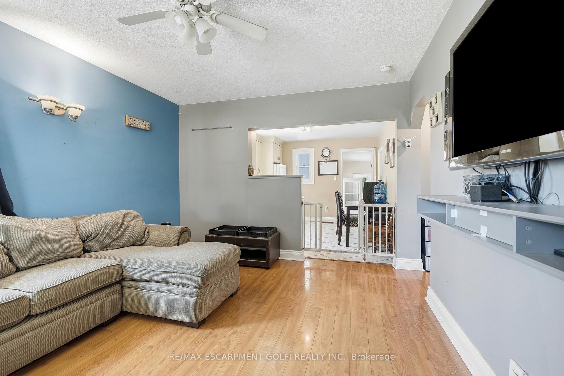 Photo 6 of 13 Prestwick Avenue, St. Catharines, Oakdale — HOMEH
