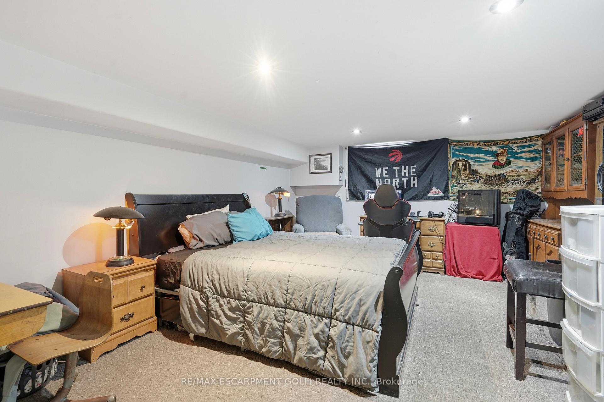 Photo 13 of 13 Prestwick Avenue, St. Catharines, Oakdale — HOMEH