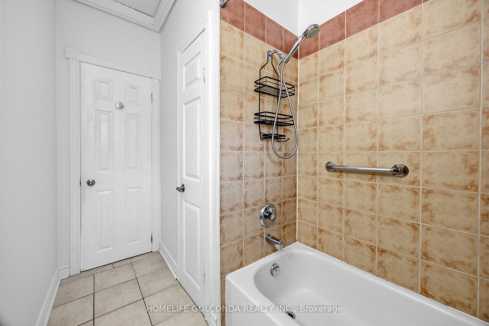 Photo 13 of 9 Moorecroft Crescent, Scarborough, Ionview — HOMEH