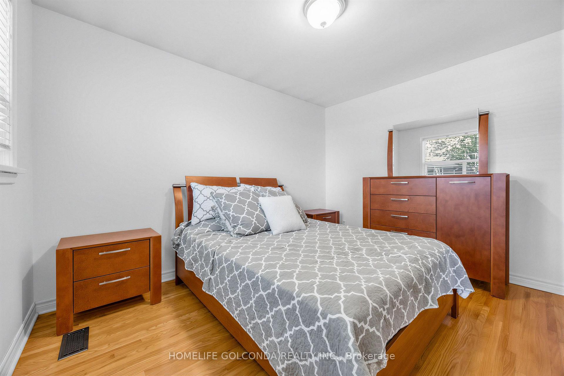 Photo 21 of 9 Moorecroft Crescent, Scarborough, Ionview — HOMEH