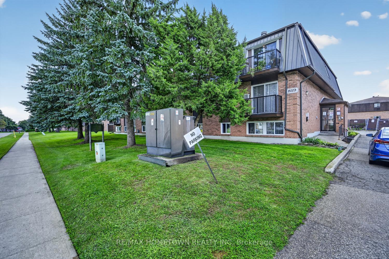 Photo 1 of Unit 9, 819 Macodrum Drive, Brockville, Brockville — HOMEH