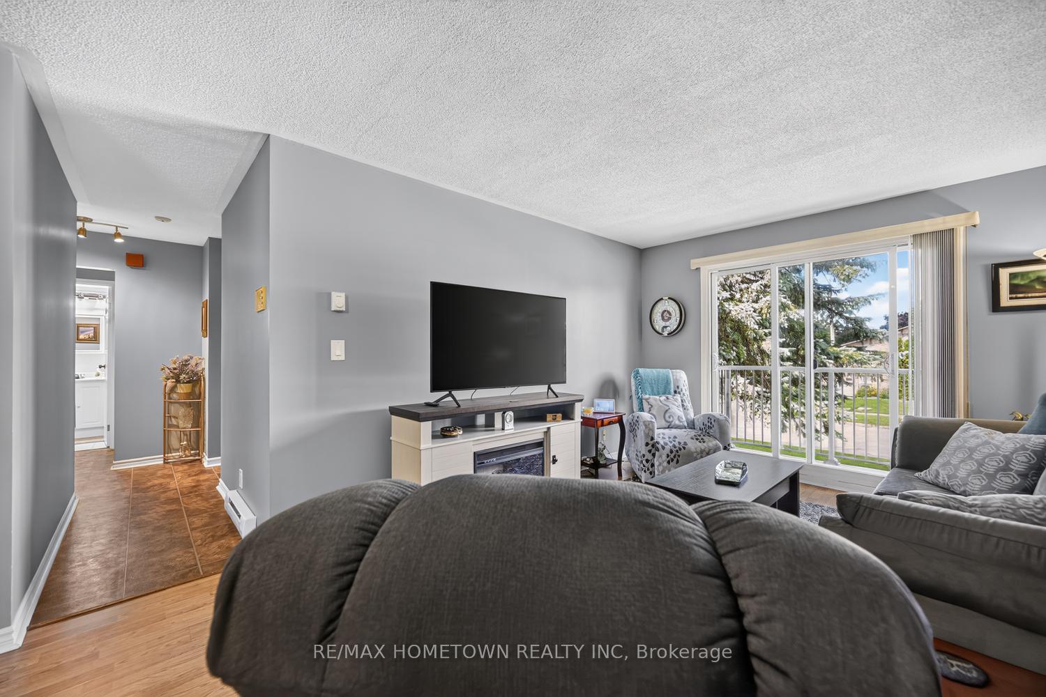 Photo 15 of Unit 9, 819 Macodrum Drive, Brockville, Brockville — HOMEH