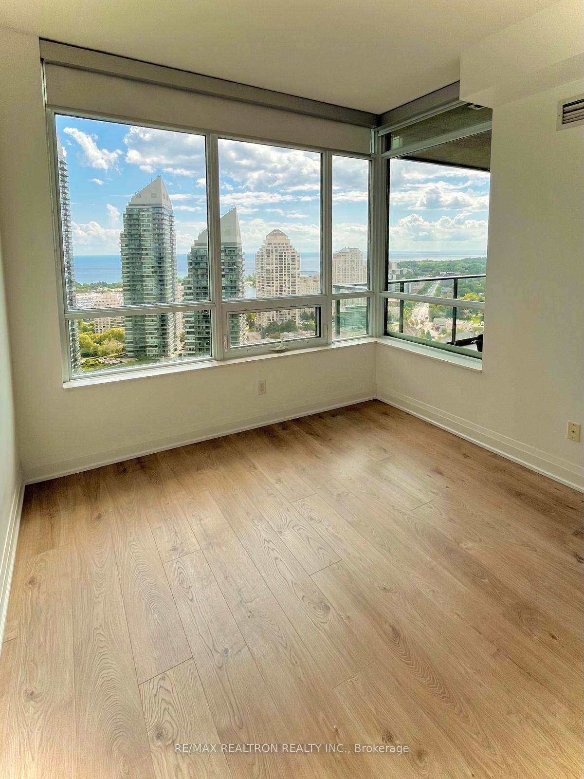 Photo 6 of Unit 2501, 36 Park Lawn Road, Etobicoke, Mimico — HOMEH
